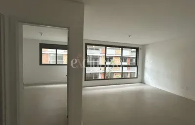 Apartamento com 1 quarto à venda na avenida marinheiro max schramm, 2701, jardim atlântico, florianópolis por r$ 645.000