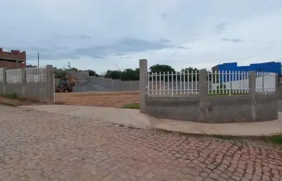 Terreno comercial para alugar na Rua Nicarágua, Campo do Oeste, Macaé