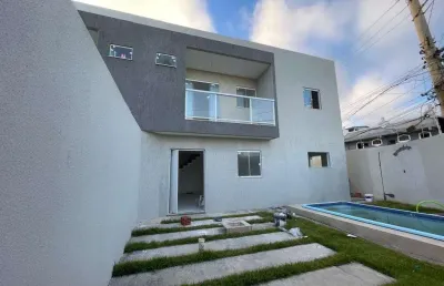 Casa duplex 3/4 suítes, sendo um no térreo, vista mar em ipitanga