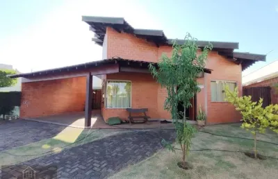 Casa em condomínio fechado com 3 quartos à venda na Avenida Professora Maria de Cresci Leopoldino, Condomínio Residencial Montreal, São Carlos