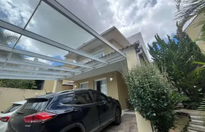 Casa para venda em pelotas, centro, 4 dormitórios, 1 suíte, 3 banheiros, 2 vagas