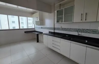 Casa em condomínio fechado com 4 quartos para alugar na Rua Alto Pombal, Pituaçu, Salvador
