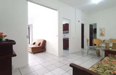 Apartamento 2 quartos a 50m da praia – oportunidade imperdível!
