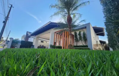 Vendo casa alto padrão com piscina em condomínio fechado - bairro itoupava central