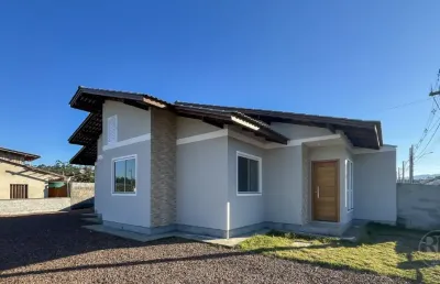 Vendo casa plana, 03 dormitórios e quintal espaçoso - cidade de indaial