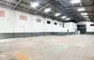 Vendo ótimo galpão com 590m², bairro cordeiros - cidade de itajaí