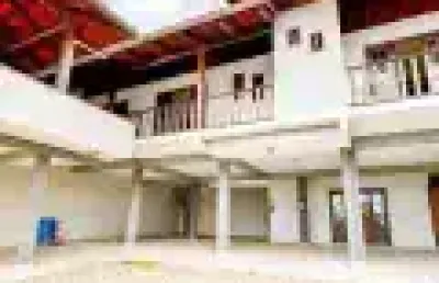 Alugo sala comercial com amplo estacionamento - bairro badenfurt