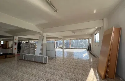 Alugo sala comerical, andar inteiro, bairro santa terezinha - gaspar