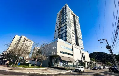 Vendo belíssimo apartamento 03 suítes, bairro fazenda - itajaí
