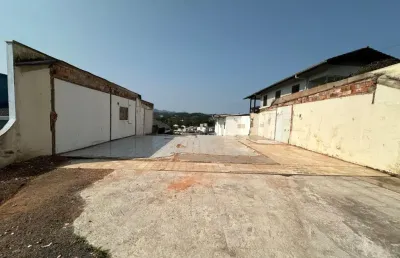 Vendo terreno com 330m², bairro salto do norte - blumenau