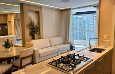 Vendo ótimo apartamento mobiliado e equipado, bairro: meia praia - itapema