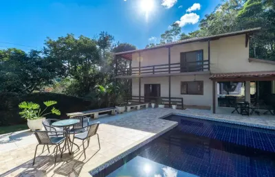Casa luxo a venda com churraqueira e piscina no aeroporto novo horizonte juiz de fora - mg