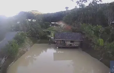 Chácara / sítio com 3 quartos à venda na Rua Arnoldo João de Souza, 4565, Brilhante II, Itajaí