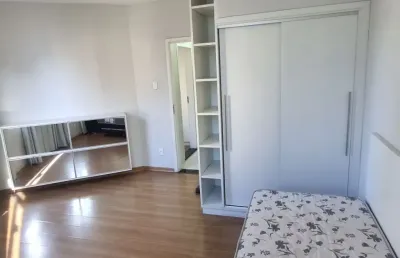 Apartamento de 2 quartos reformado na amaral peixoto