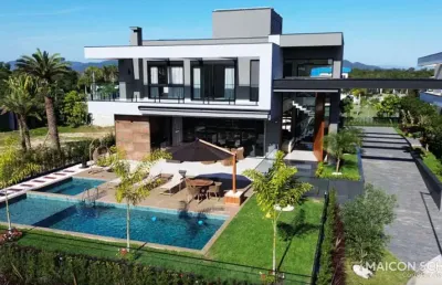Casa 4 suítes em condomínio fechado em jurerê internacional, florianópolis/sc.