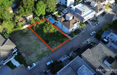 Terreno a 200m do mar em condomínio fechado 450m², santo antônio de lisboa, florianópolis/sc
