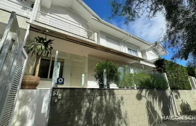 Casa 3 suítes semimobiliada em jurerê internacional, florianópolis/sc
