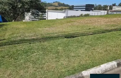 Terreno comercial à venda no polo empresarial tamboré alphaville