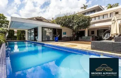 Casa no alphaville
residencial 8 - venda ou locação