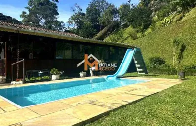 Casa com 2 quartos à venda na rua afonso arinos, carlos guinle, teresópolis, 99 m2 por r$ 850.000
