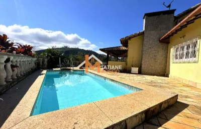 Casa com 3 quartos à venda na rua antônio de oliveira salazar, golfe, teresópolis, 287 m2 por r$ 1.850.000