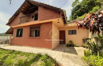 Linda casa no bingen, duarte da silveira, casa super aconchegante, iluminada, ensolarada, linda!