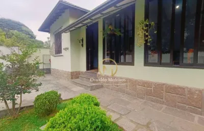 Casa com 4 dormitórios à venda, 159 m² por r$ 970.000,00 - valparaíso - petrópolis/rj