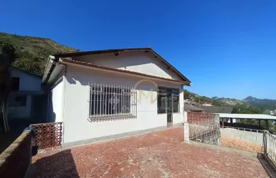 Casa em boa localização na rua waldemar ferreira da silva