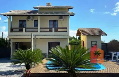Casa com piscina à venda no bairro freitas, paulo lopes/sc