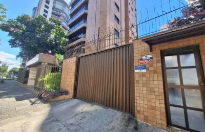 Apartamento no centro com 4 quartos para locação, 259 m²