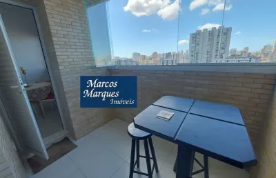 Apartamento com 1 dormitório e 2 banheiros em prédio com piscina e lazer