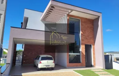 Descubra a perfeição em cada detalhe desta casa espetacular!