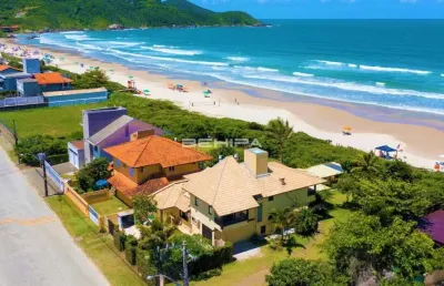Casa beira mar 16 pessoas 6 dormitórios praia mariscal