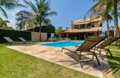 Casa piscina 12 pessoas praia mariscal  -  bombinhas