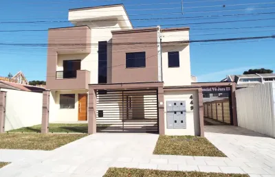 Empreendimento composto por quatro sobrados em santa felicidade.