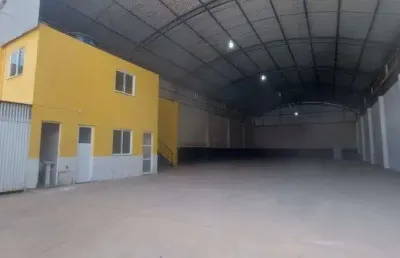 Galpão de 590m² com banheiros e escritório - retiro são joaquim - itaboraí - rj