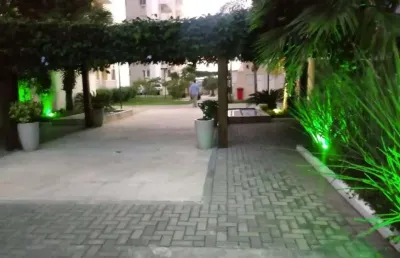 Alugo apto de 3 qtos de 74m²com suíte, varanda, lavado, ampla sala e vaga - centro - itaboraí/rj