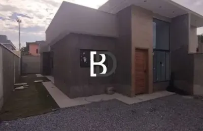 Casa com 3 quartos à venda na rua aurélio buarque de holanda, 10, enseada das gaivotas, rio das ostras, 10 m2 por r$ 480.000