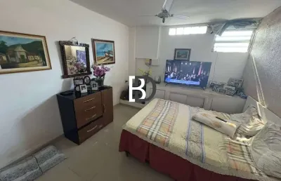 Casa com 2 quartos à venda na rua rua camil tanos, 19, praia campista, macaé, 10 m2 por r$ 1.300.000