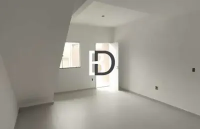 Casa com 2 quartos à venda na rua avenida dos bandeirantes, 23, ouro verde, rio das ostras, 10 m2 por r$ 320.000