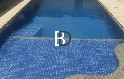 Casa com 2 quartos à venda na av rodovia prefeito josé bicudo, 20, loteamento extensão do serramar, rio das ostras, 173 m2 por r$ 650.000