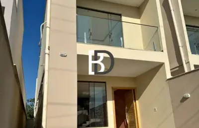 Casa com 3 quartos à venda na rua yolanda cardoso, 15, vale das palmeiras, macaé, 130 m2 por r$ 690.000