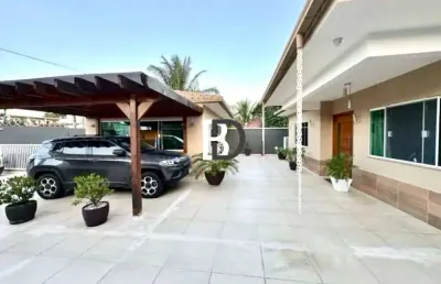 Casa com 4 quartos à venda na travessa três, 10, costazul, rio das ostras, 320 m2 por r$ 1.700.000