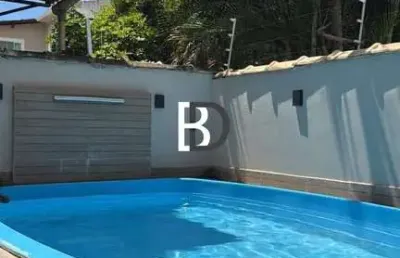 Casa com 4 quartos à venda na rua nova iguaçu, 10, jardim mariléa, rio das ostras, 200 m2 por r$ 580.000