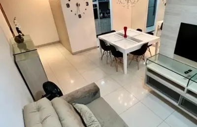 Eo- apartamento reformado em casa amarela| andar alto| 2 quartos| 61m²| porcelanato