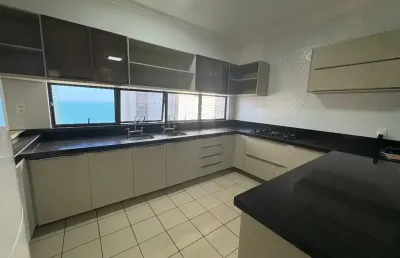 Apartamento  espaçoso ideal  família  no meireles perto da praia