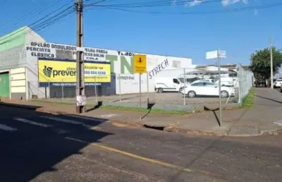 Terreno comercial à venda no Centro, Arapongas 