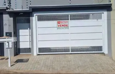 Casa de 3 dormitorios com suite e moveis planejados no jardim monaco ii, arapongas