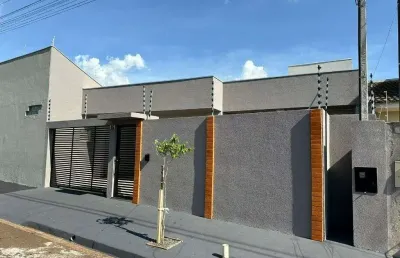 Casa com 3 quartos à venda no Jardim Oriental, Arapongas 