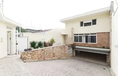 Casa de luxo à venda em são paulo-sp: 4 quartos, 2 suítes, 3 salas, 6 banheiros, 10 vagas de garagem, 500m² no jardim franca!